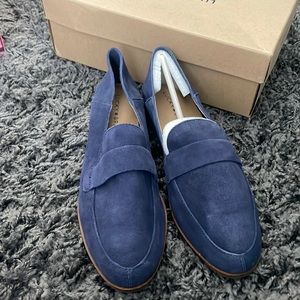 Woman’s loafers